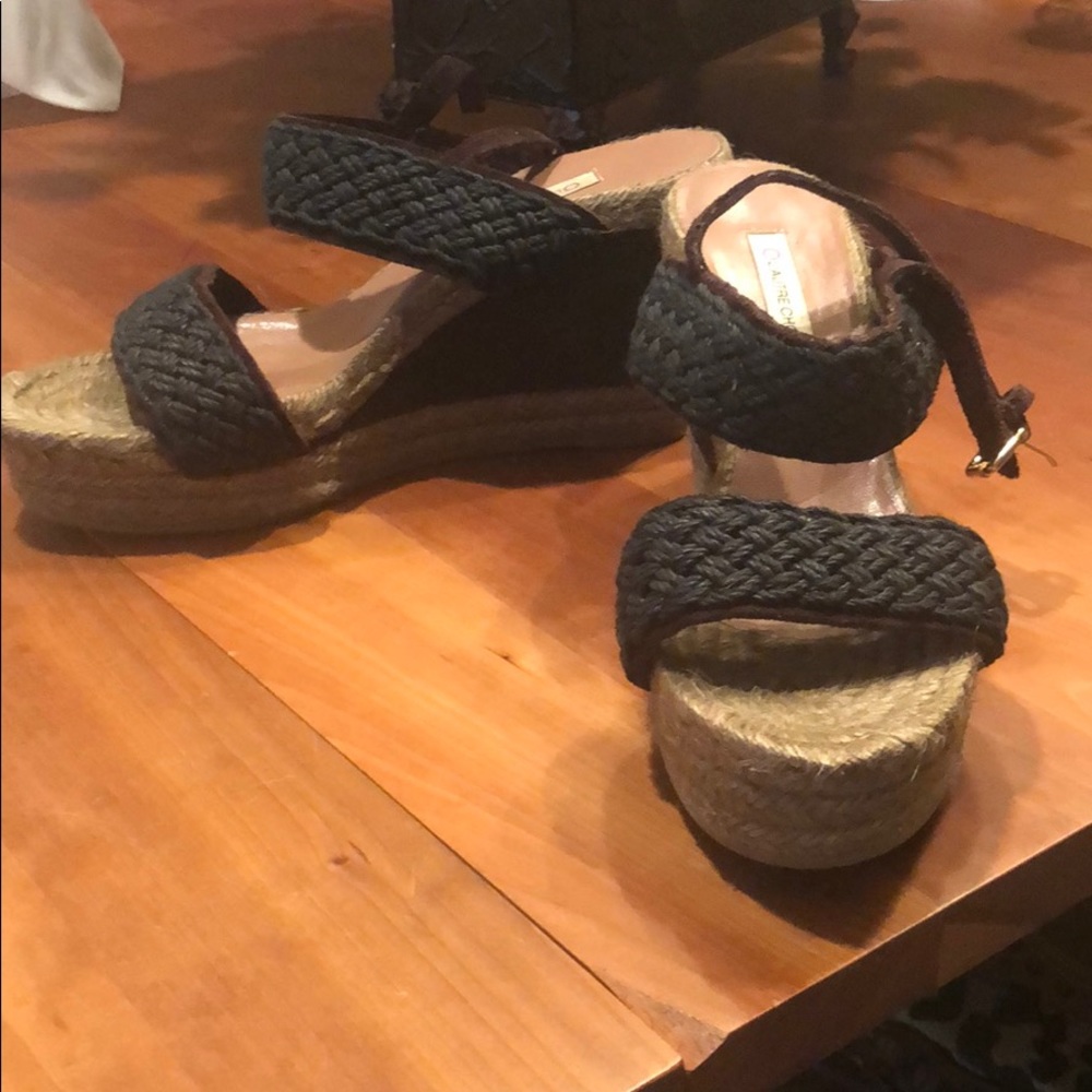 L’autre chose (French) brand NEW a platform espadrille heel.